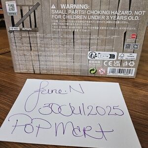 Pop Mart Action Figure Playset - Gray